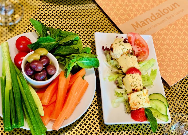 Crudités and a grilled halloumi skewer